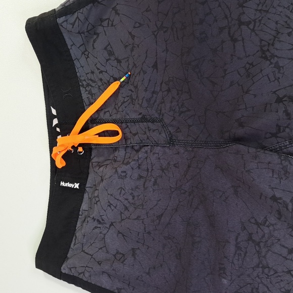 Hurley Board Shorts Men's Size 32 - Picture 4 of 16